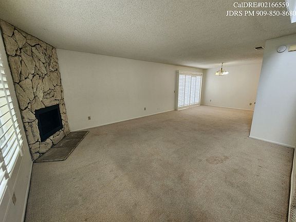 4th image of 124 E Colorado Blvd APT A