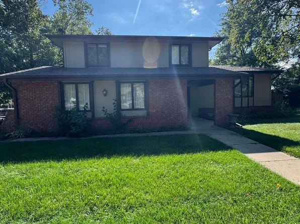 16059 Spring St, Omaha, NE 68130