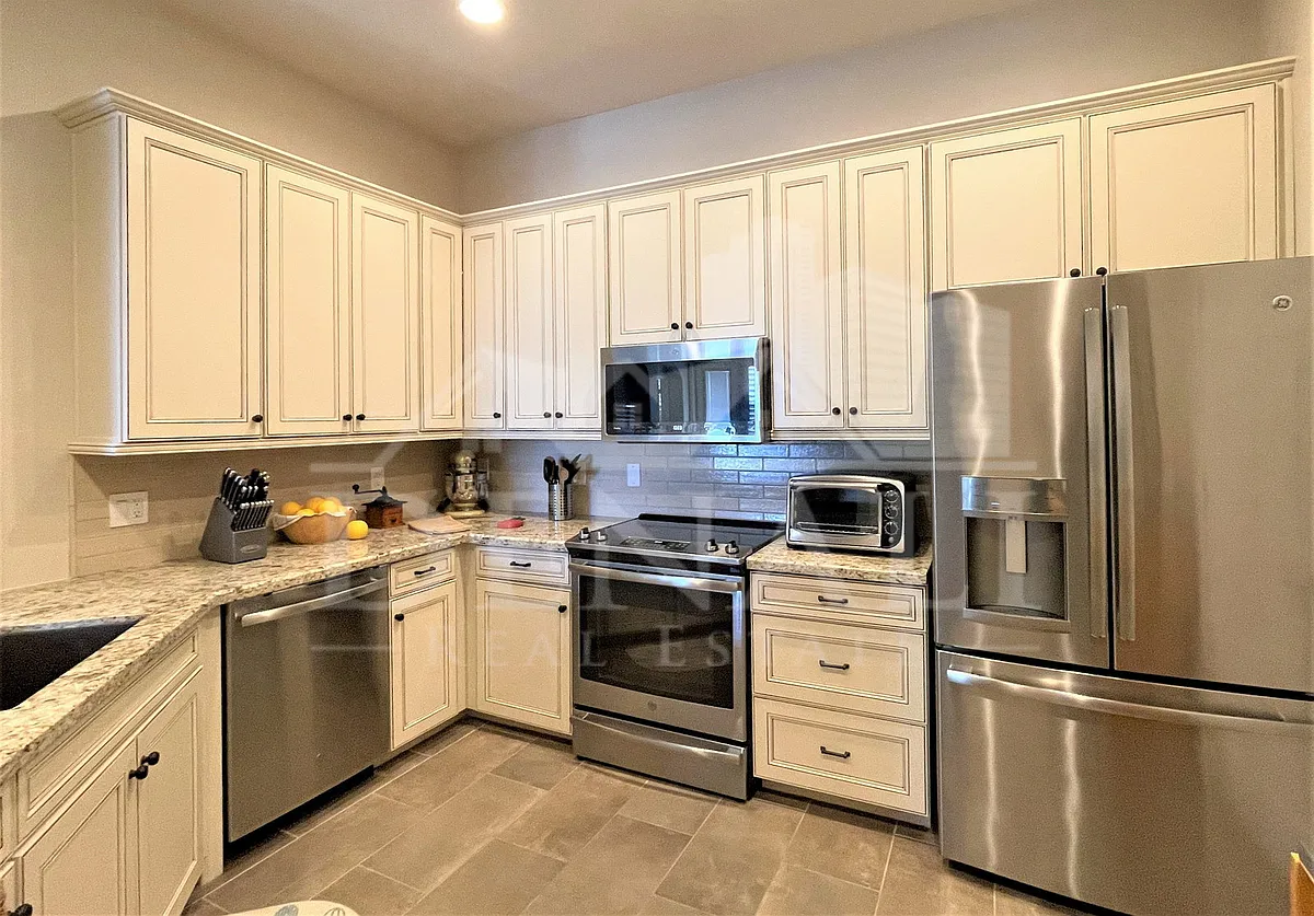 Building Photo - 14575 W Mountain View Blvd #12308