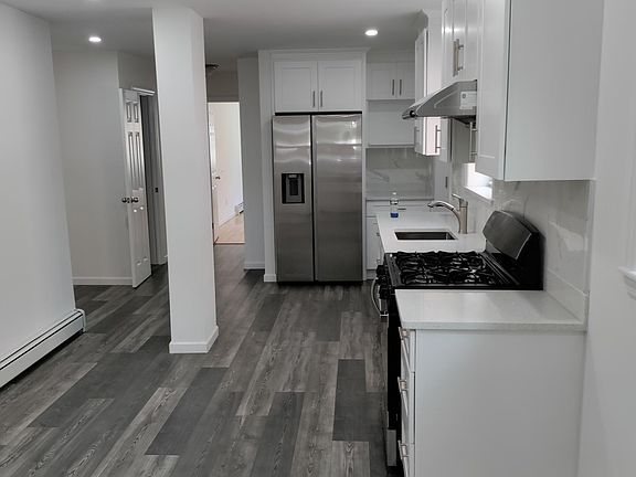 2nd image of 6120 Bell Blvd Floor 1