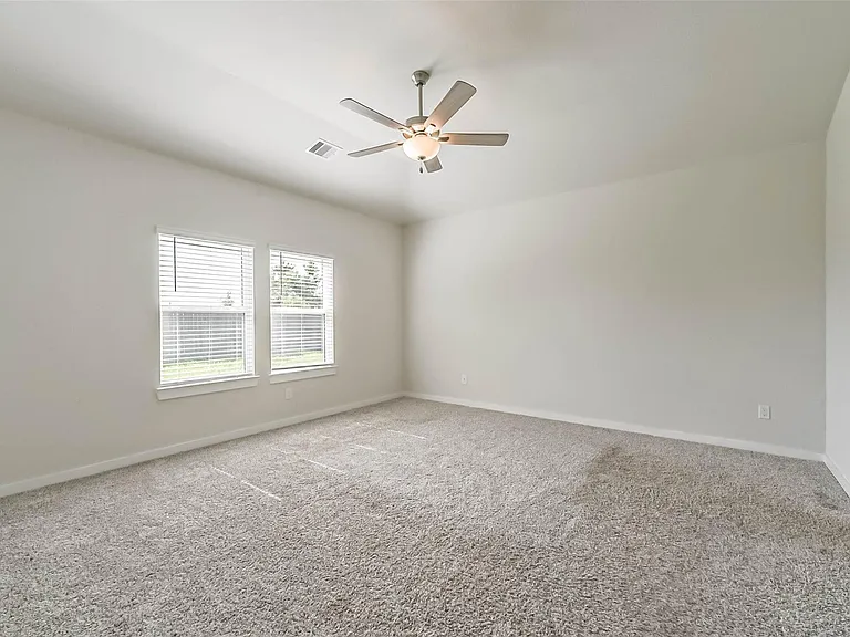 8515 Lake Groove Ln — Photo 11