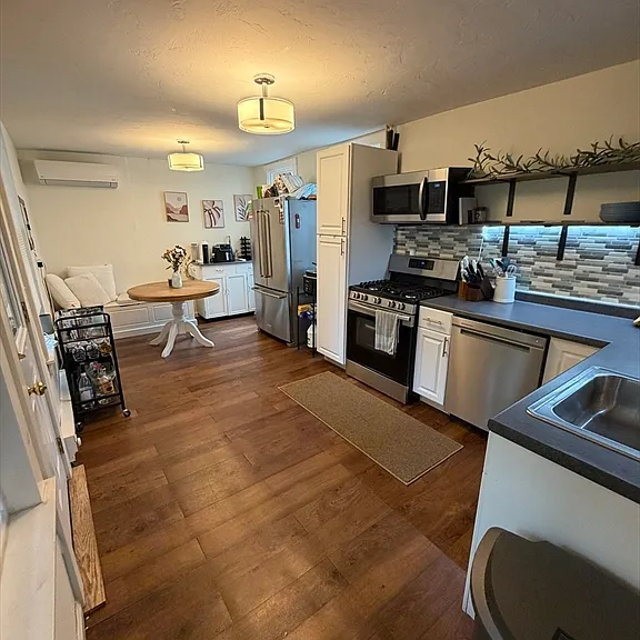 9 Mohawk St #1 — Photo 2