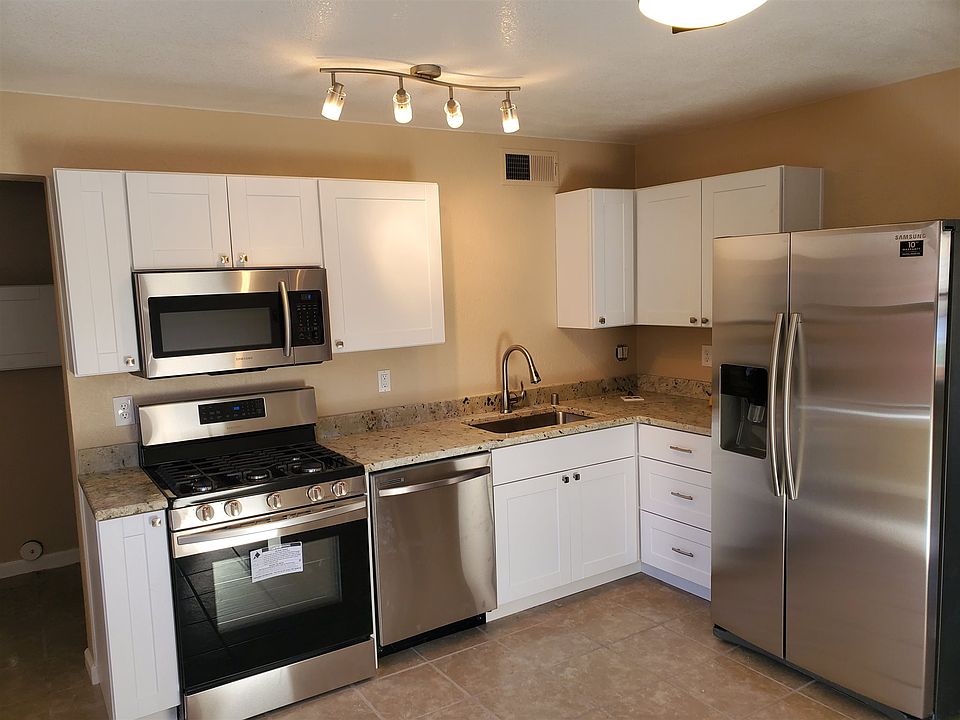 1st image of 1084 Camino Vista Aurora