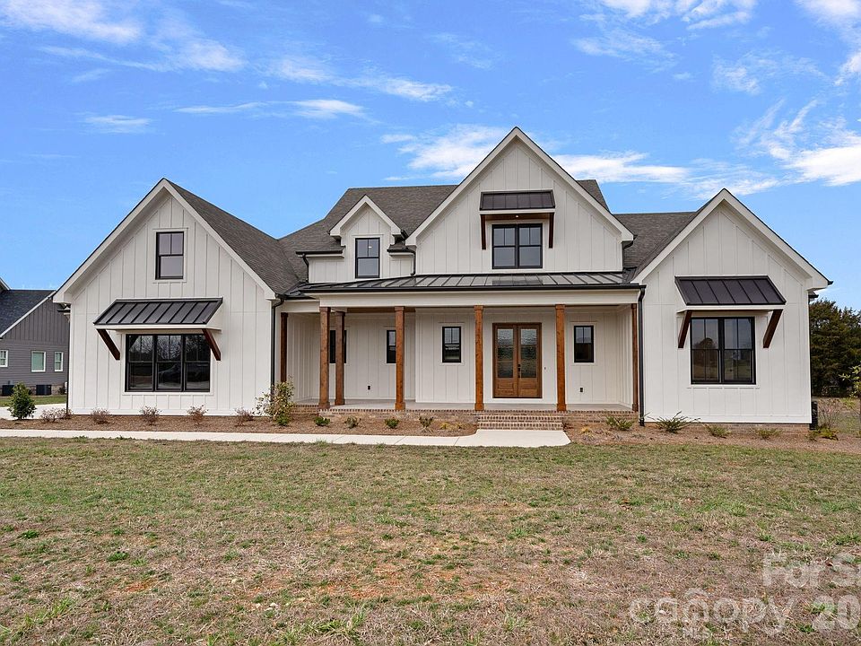 1st image of 111 Monbo Meadows Ln