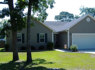 1103 Lakeview Ave, Richlands, NC 28574