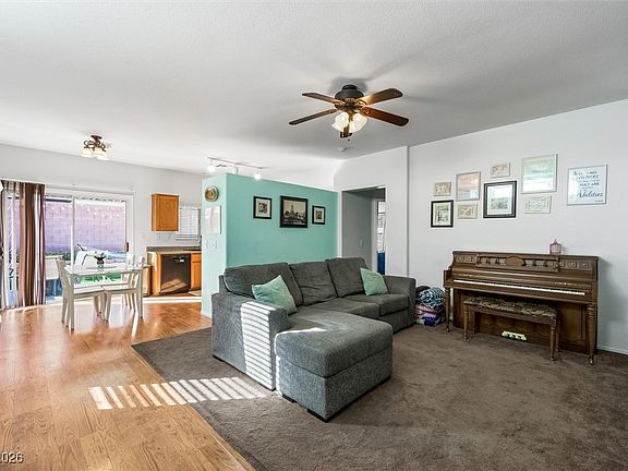 3rd image of 6037 Carmel Bluff St