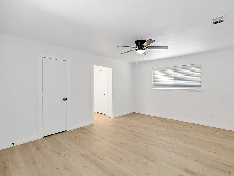 3352 Lanarc Dr — Photo 23
