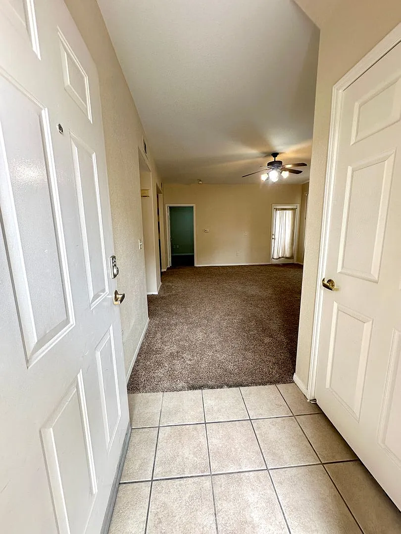 9975 Peace Way Building 19 Unit#1136, Las Vegas, Nevada 89147 — Photo 3