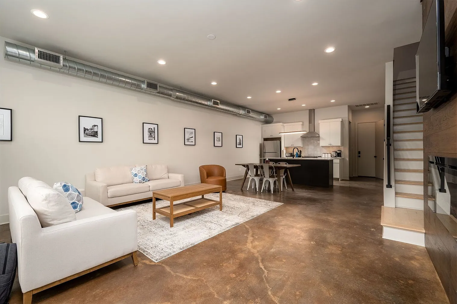 3 bed, 2.0 bath, $3,361 — Photo 1