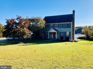 1419 Pond Ridge Dr, Pasadena, MD 21122