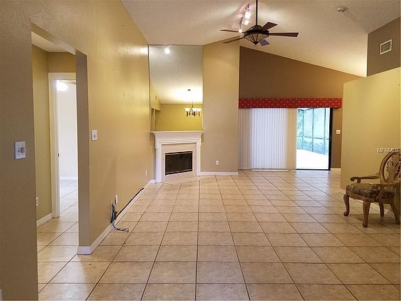 4th image of 1932 Taylor Ln