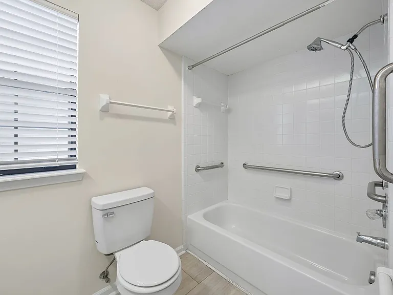 8362 Rockridge Dr — Photo 16