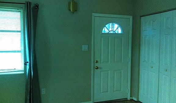 2nd image of 8346 Dorothy Ave