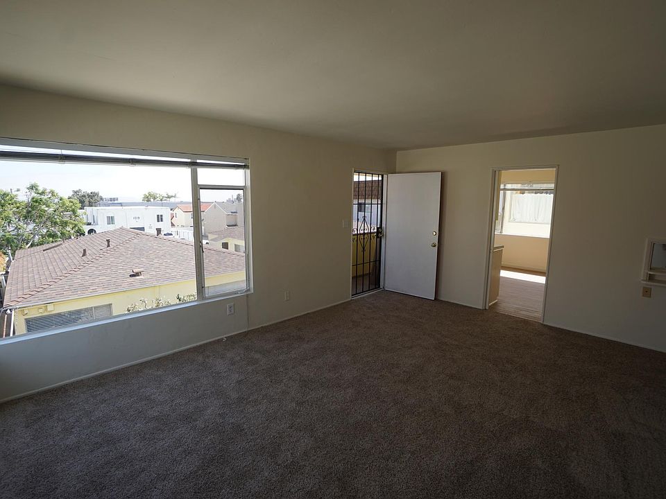 1st image of 1028 Agate St