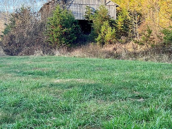 3rd image of 6401 Lick Creek Rd