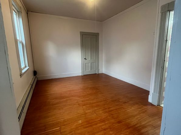 9 Sayles St #B