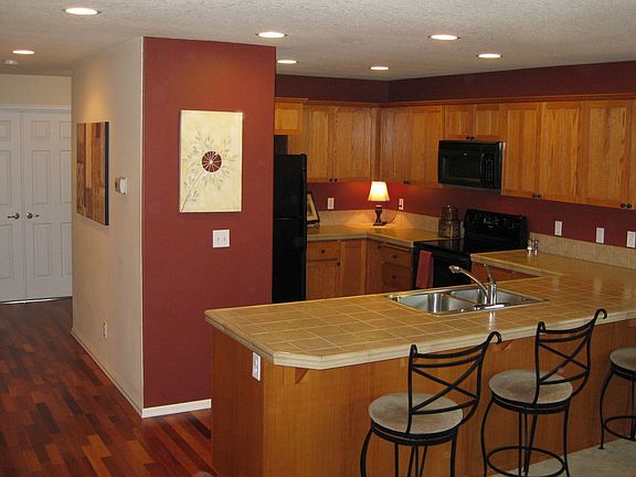 Large Kitchen