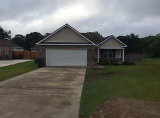 226 Sunnymeade Dr, Warner Robins, GA 31093