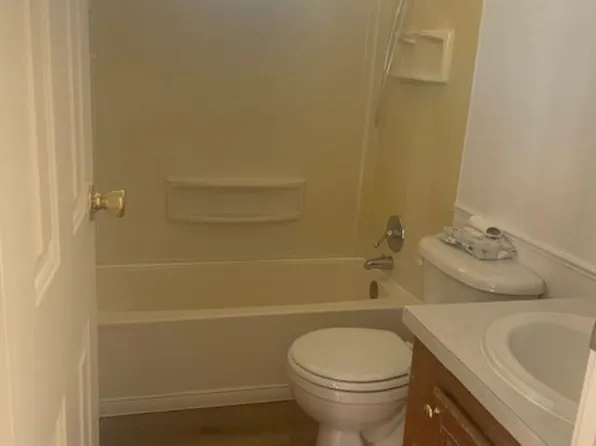 2585 Tonopah St, Silver Springs, NV 89429