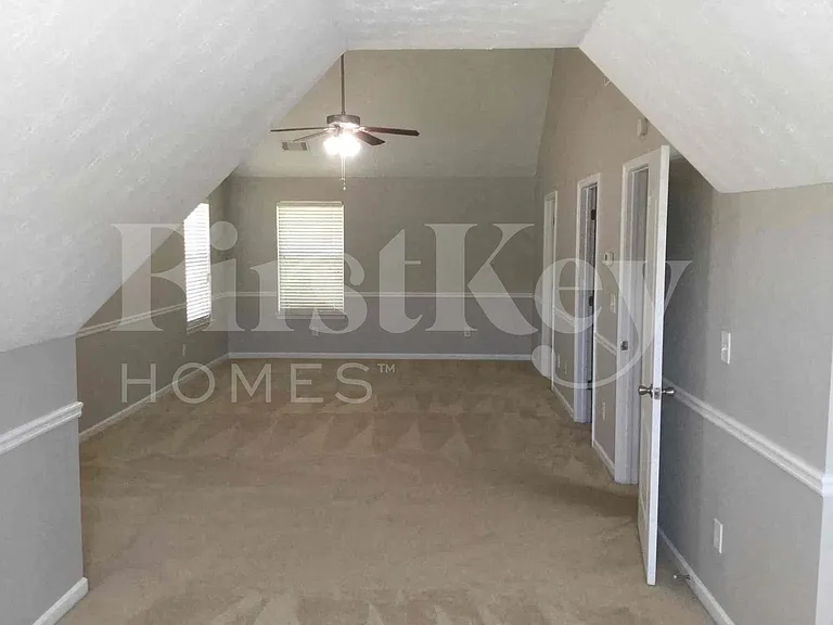 3844 Hadley Rd — Photo 6