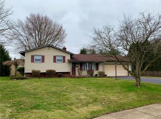 28 Bob White Ct, Youngstown, OH