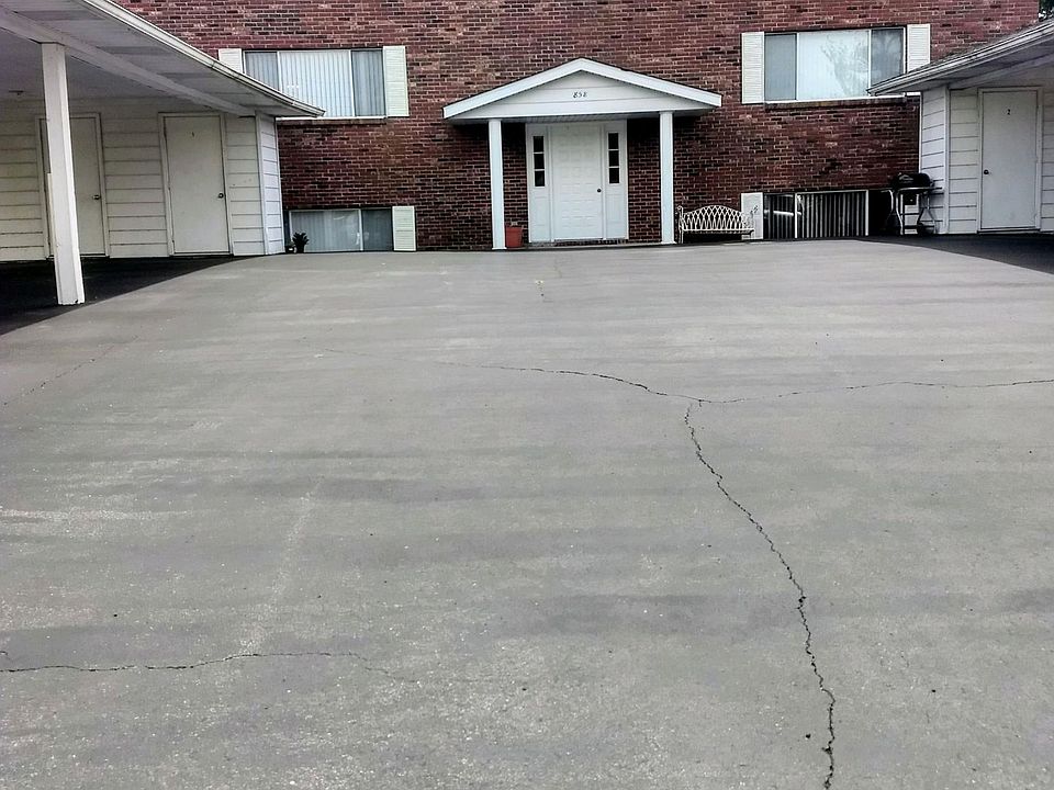 THE APARTMENT IS THE LOWER LEFT SIDE.