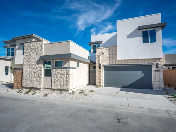 2670 Maverick Ln, Palm Springs, CA 92264