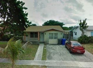 6810 Pershing St, Hollywood, FL 33024
