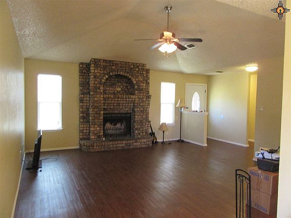2nd image of 2905 N Morris Dr