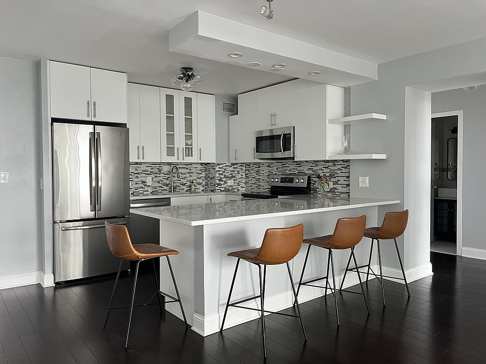 1st image of 3600 N Lake Shore Dr APT 1415
