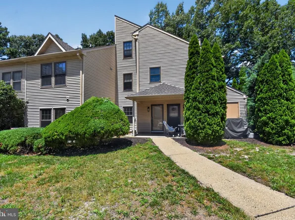 310 Owls Nest Ct, Jackson, NJ 08527