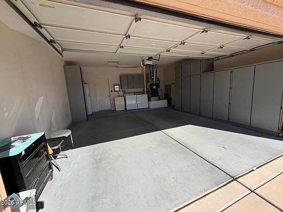 4th image of 21773 N LIMOUSINE Drive