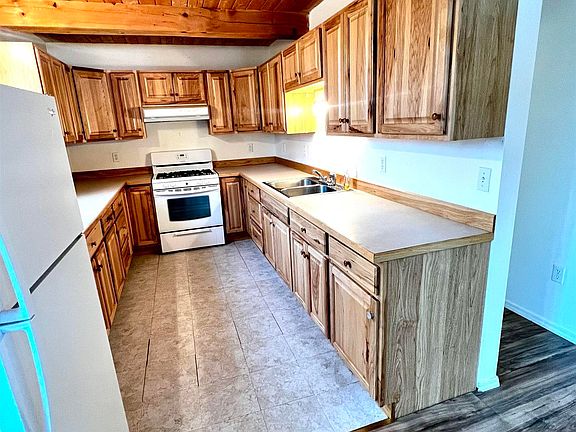 4th image of 1138 N Earth Farm Ct