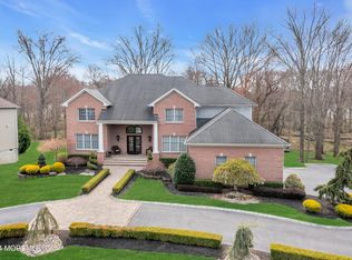 21 Kipling Way, Manalapan, NJ 07726