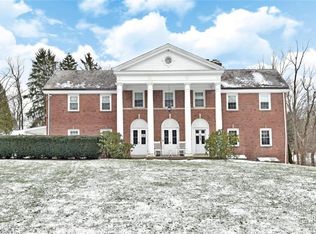 68 Poland Manor Dr, Poland, OH