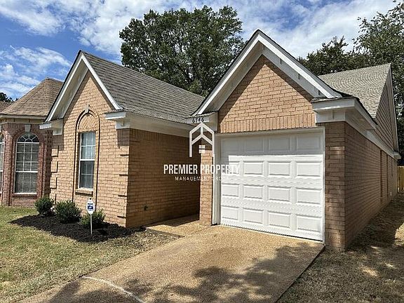 3rd image of 6746 N Regency Park Cir