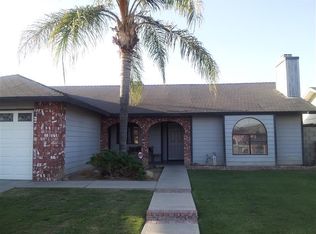 2127 Chaparral Dr, Delano, CA 93215