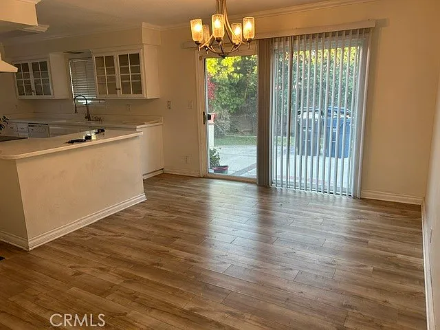 7582 Alhambra Dr — Photo 2