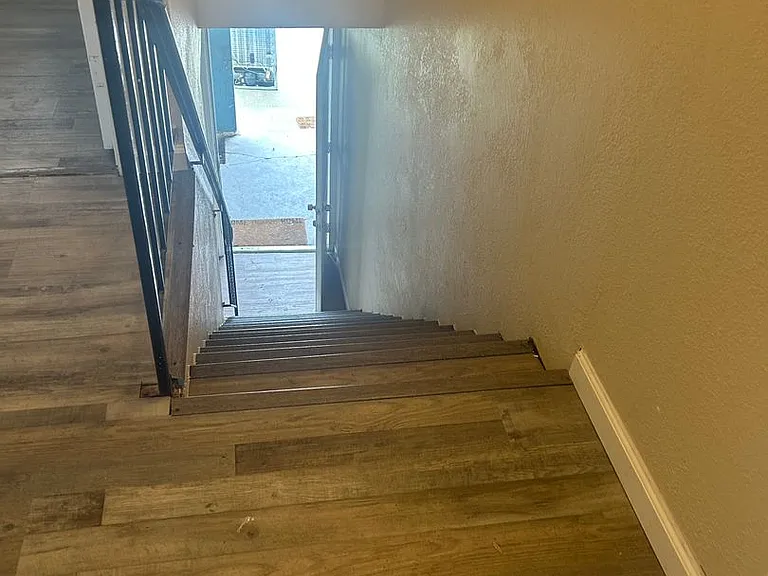 330 Seneca St #3 — Photo 3