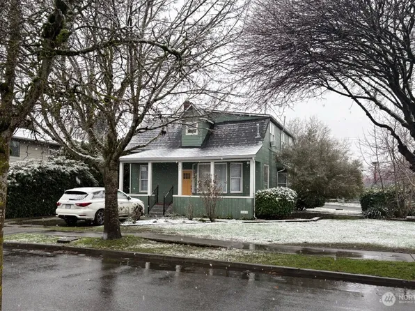 621 Houser Way S, Renton, WA 98057