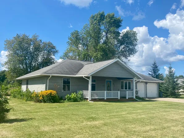 211 3rd Ave NE, Baudette, MN 56623