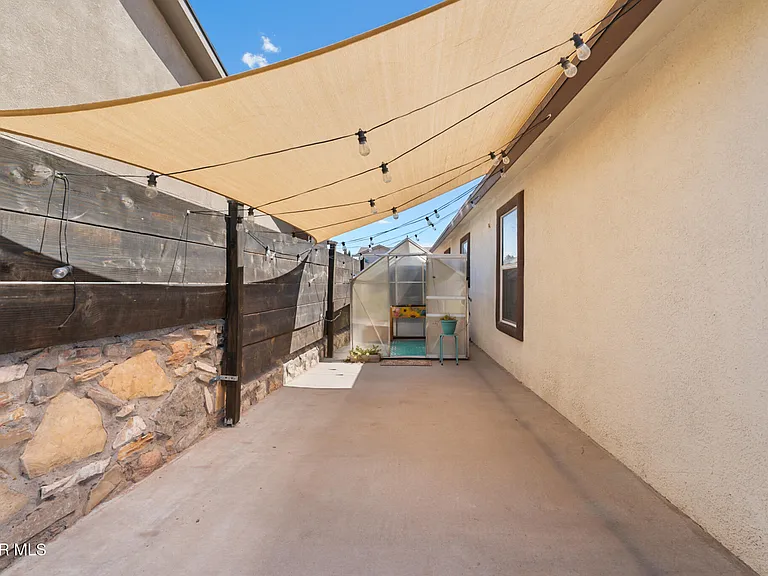 14121 Tierra Halcon Dr — Photo 25