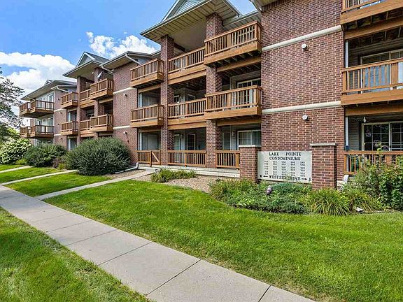 3rd image of 536 Westside Dr