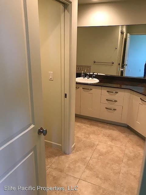 1st image of 78-6833 Alii Dr APT E3