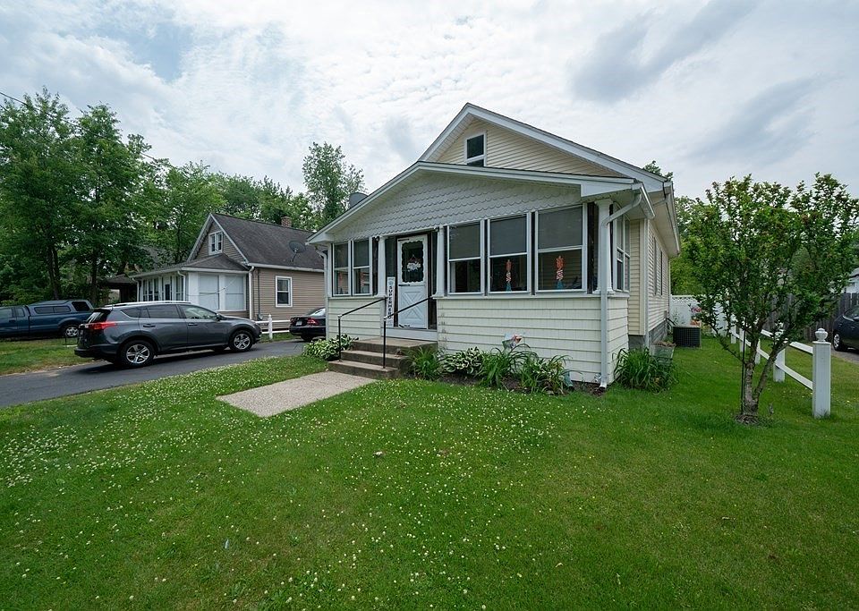 148 Gilbert Ave, Springfield, MA 01119 Zillow