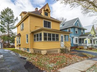 19 Lakeview Ter, Rochester, NY 14613