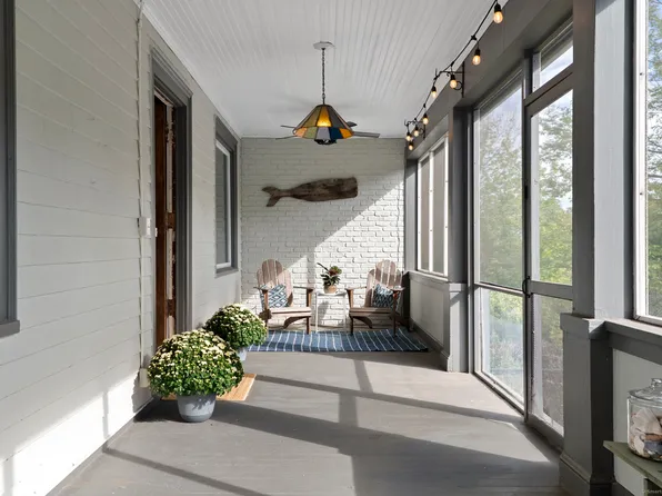 31 Everett Avenue, West Hartford, CT 06107