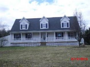 961 Greenhouse Rd, Rustburg, VA 24588