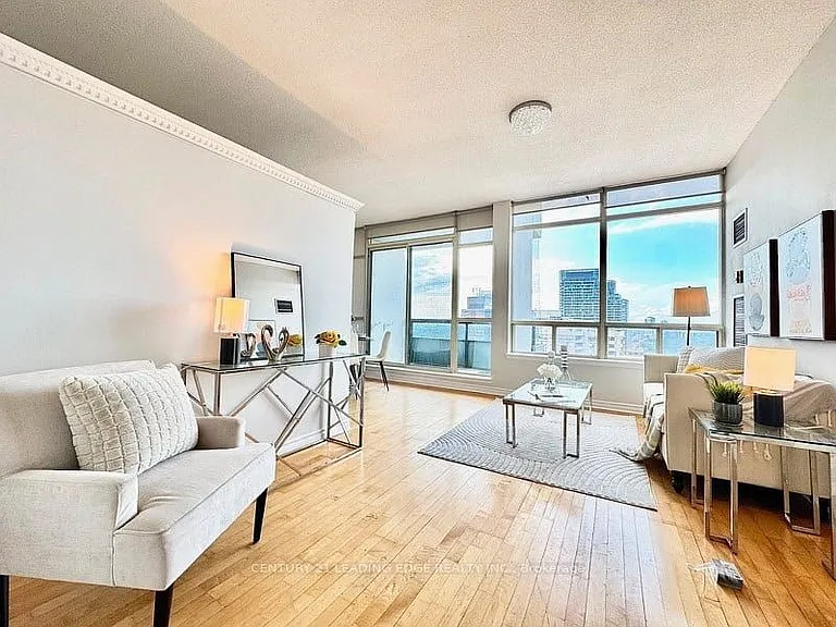 7 Bishop Ave #2408 — Photo 4