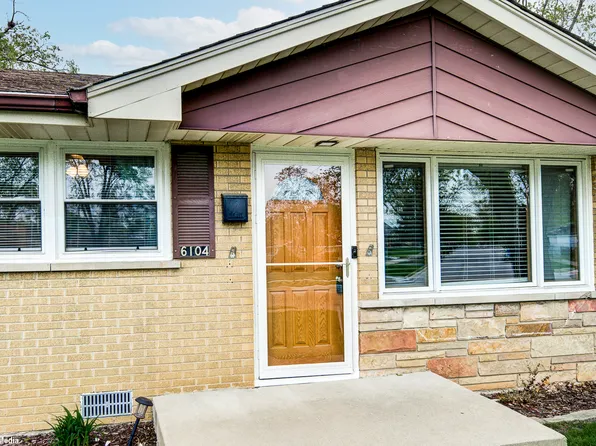 6104 Washington St, Chicago Ridge, IL 60415